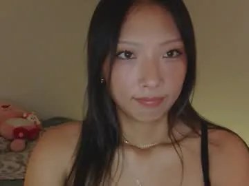 Freechat vivianwinters on Chaturbate