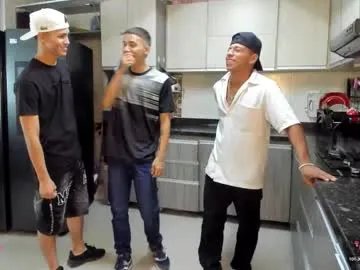 Freechat voyeurism_guys on Chaturbate