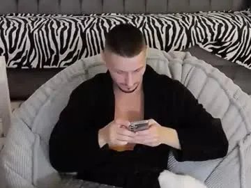 xxx_alejandro on Chaturbate 