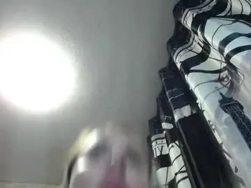 xxxnewlywedsxxx on Chaturbate 