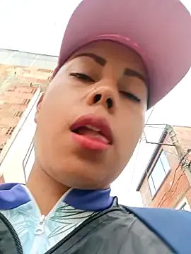 Freechat _andrea30 on StripChat