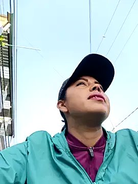 Freechat _andrea30 on StripChat