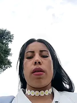 Freechat _andrea30 on StripChat