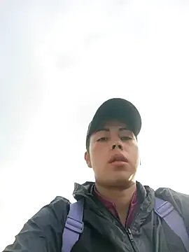 Freechat _andrea30 on StripChat