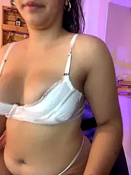 Freechat _miss_mia on StripChat
