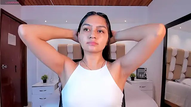 AidaJones on StripChat 