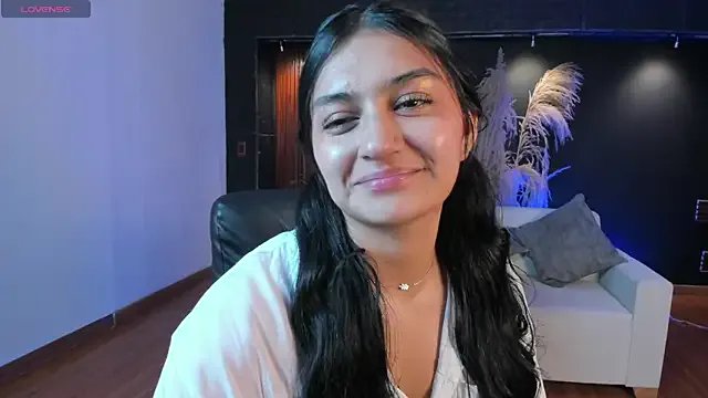 AidaJones on StripChat 