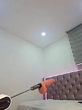 Anal_Luucia on StripChat 