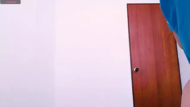 Freechat Aria_smith01 on StripChat