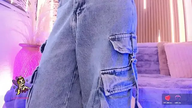 Freechat ArianaSantana on StripChat