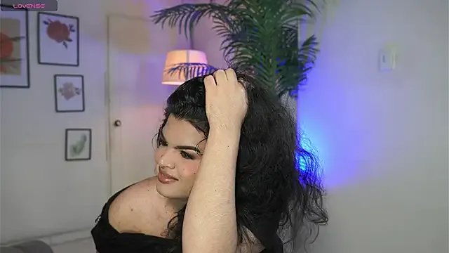 Freechat artechloe on StripChat