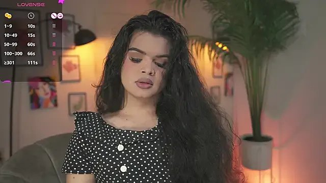 Freechat artechloe on StripChat