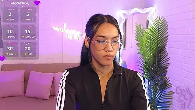 Private artemiss_tay on StripChat