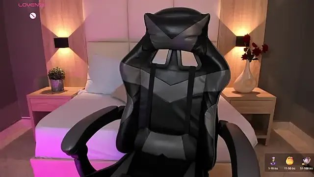 bella1207 on StripChat 