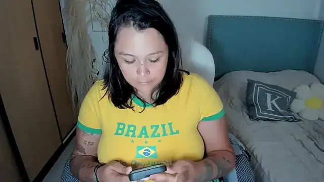 Freechat bigbooty-30 on StripChat