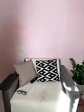 Freechat Brownfitbabyy on StripChat