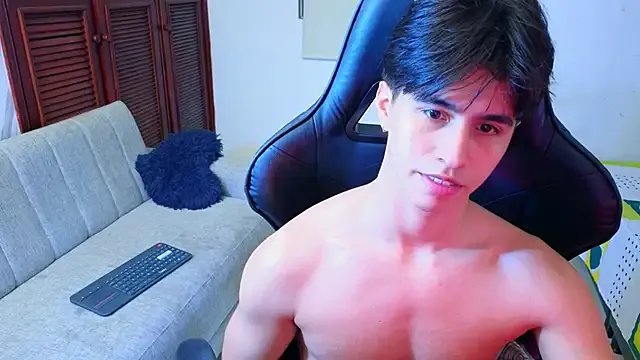 Freechat carl_dixon on StripChat