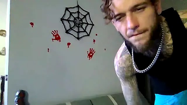 Freechat cruz815 on StripChat