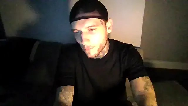 Freechat cruz815 on StripChat