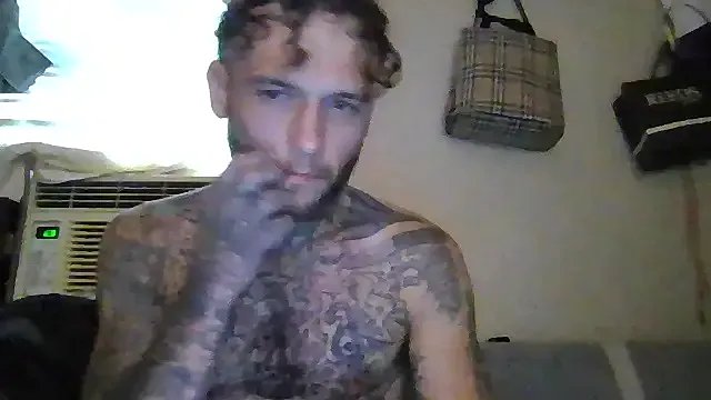 Freechat cruz815 on StripChat