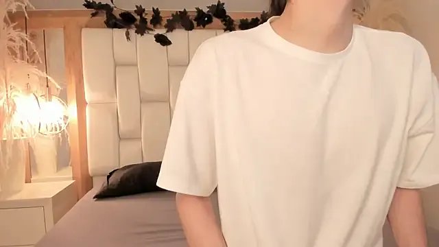 Freechat Daphne_And_Roger on StripChat