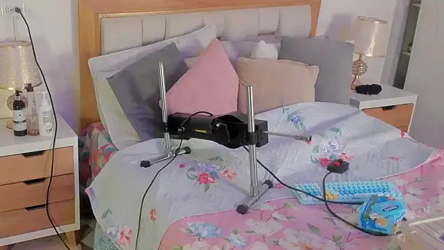 elena_mature on StripChat 