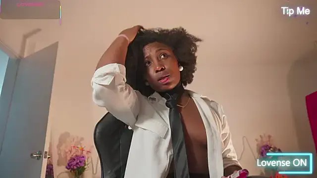 Freechat EmmaSanzz_ on StripChat