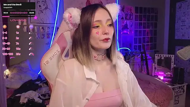 Freechat evierosen on StripChat