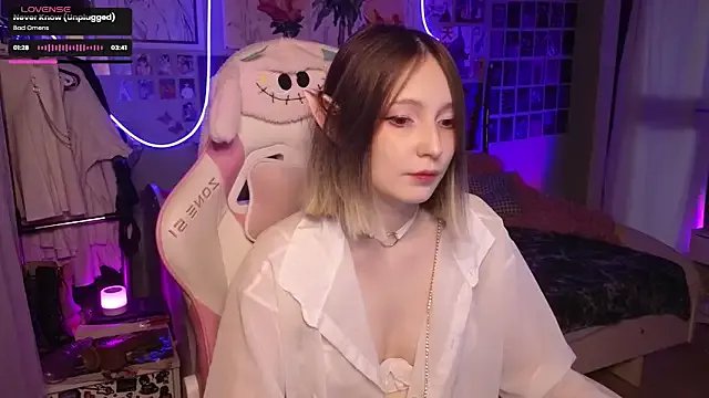 Freechat evierosen on StripChat