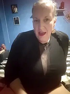 Feelineducentre on StripChat 