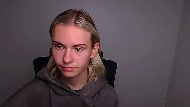 Freechat Fiona_Night on StripChat