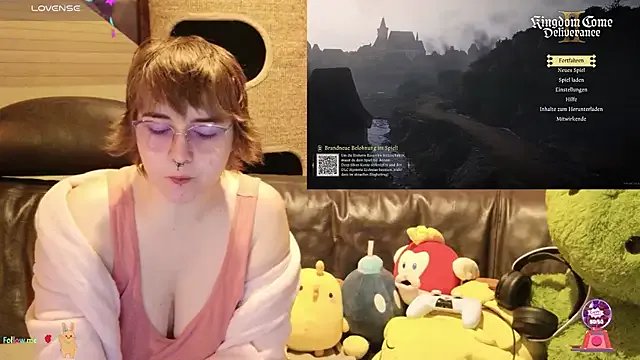 Freechat GamerGirl_Eve on StripChat