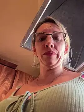 Group Gatitacarlita on StripChat