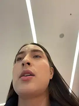 Holly_Play on StripChat 