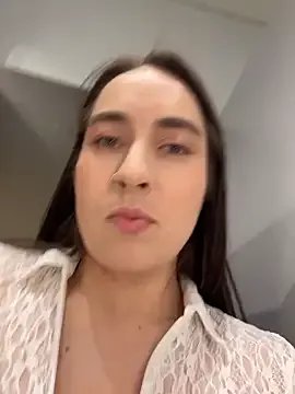 Holly_Play on StripChat 