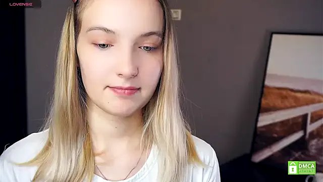 Freechat HongTomczak on StripChat