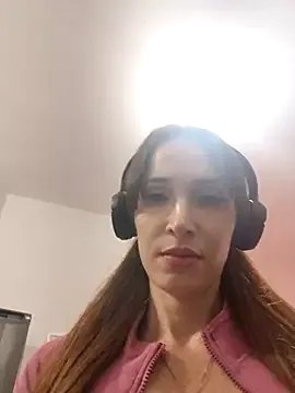 Freechat Irresistible24 on StripChat