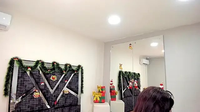 Freechat Jonness_Isa_ on StripChat