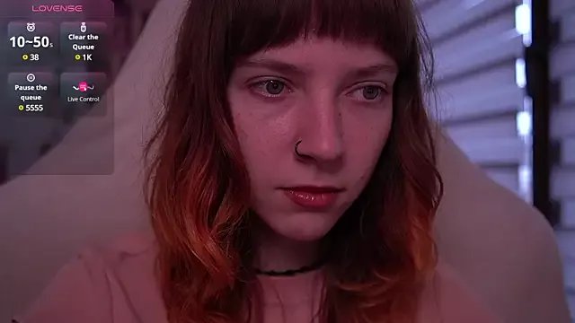 Freechat juliapie on StripChat