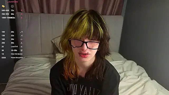 Freechat KandraCruser on StripChat