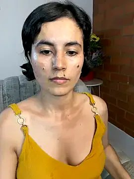 Freechat kanela3434 on StripChat