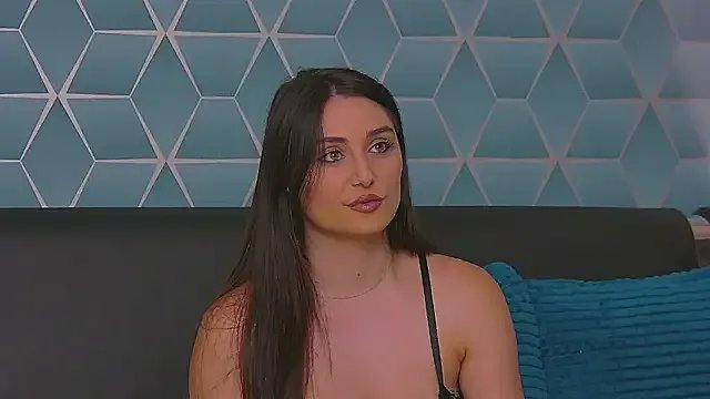 KassieWeins on StripChat 