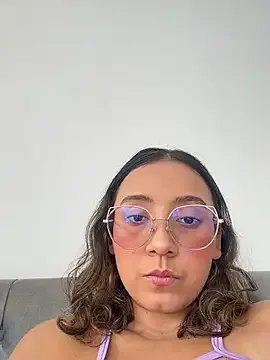 Freechat Kay_LustyWife on StripChat