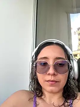 Freechat Kay_LustyWife on StripChat