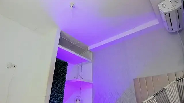 Freechat keyla_mejia on StripChat