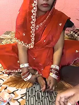 Freechat Kissing_Couple on StripChat