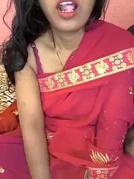 Freechat Kissing_Couple on StripChat