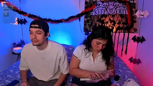 Freechat kylietimothee on StripChat