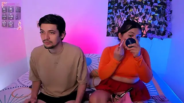 Freechat kylietimothee on StripChat