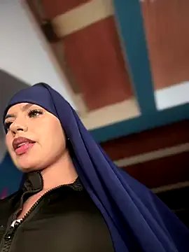 Freechat lalilamassu1 on StripChat